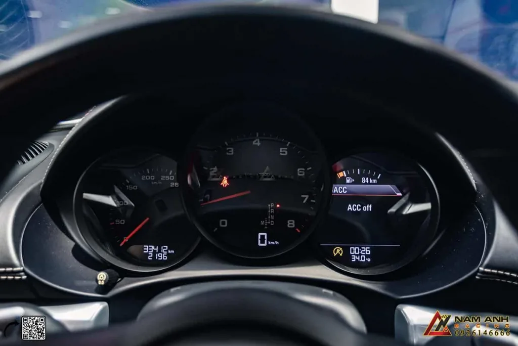 Lap-phanh-khoang-cach-acc-cho-porsche-02-1