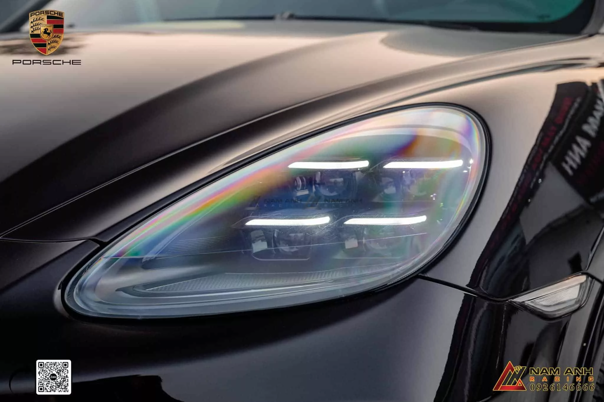 Đèn pha Porsche Caynne sau khi nâng cấp