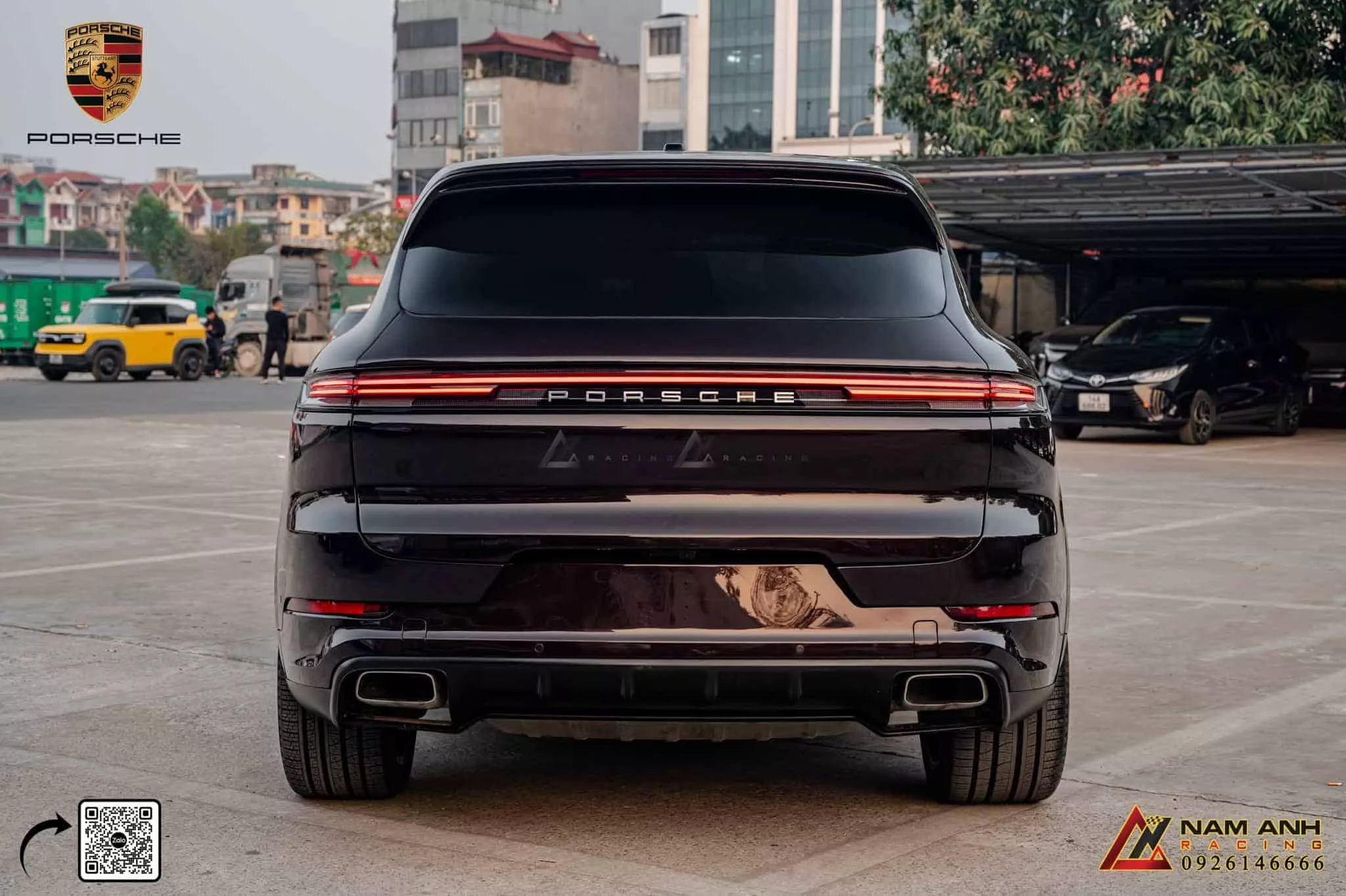 Cản sau kết hợp pô thể thao – âm thanh uy lực, dáng xe bề thế