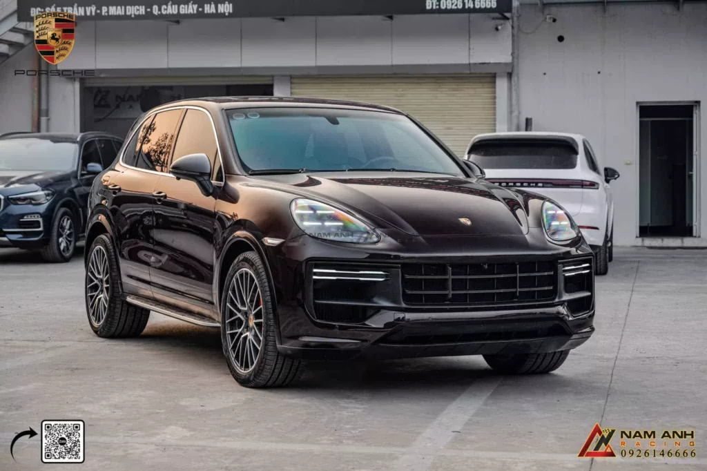 Nâng đời Porsche Cayenne 2013