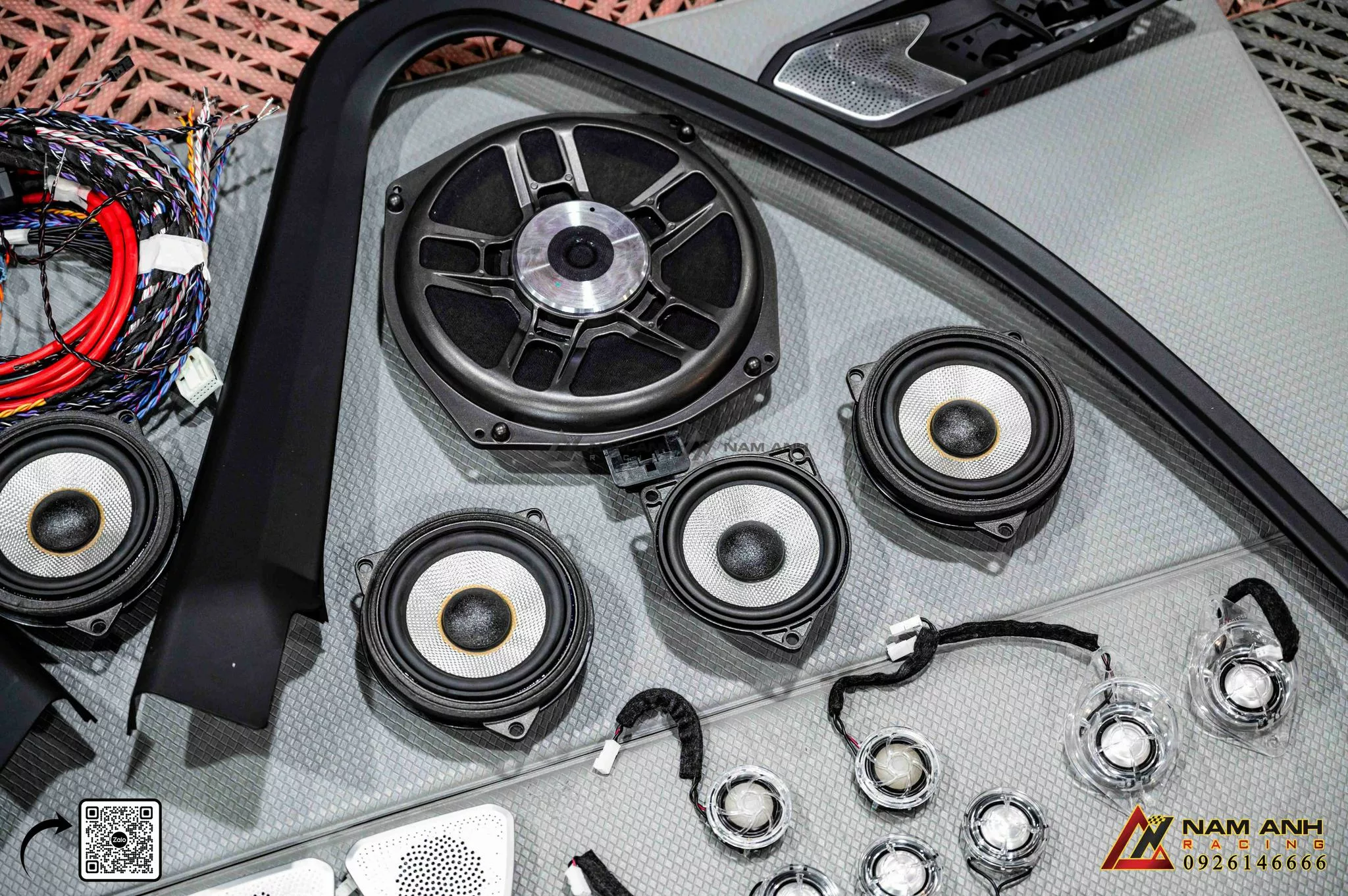 Đắm chìm trong âm thanh tinh tế với Bowers & Wilkins