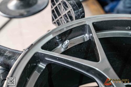 Bộ cảm biến áp suất lốp Audi TT lắp không cắt dây – thẩm mỹ, an toàn