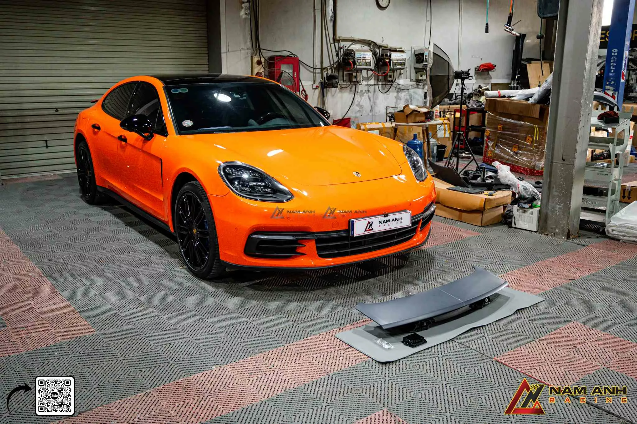 Cánh gió sau Turbo giúp tăng lực ép thân xe Porsche Panamera 971