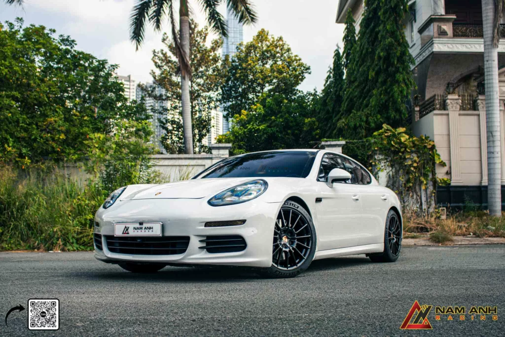Porsche Panamera nâng cấp nội thất facelift 2018