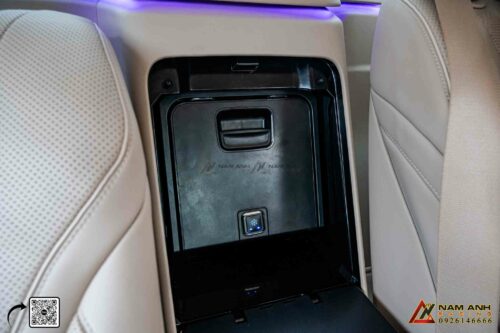Lắp đặt tủ lạnh hàng ghế thứ hai Mercedes-Benz S-Class tại Nam Anh Racing