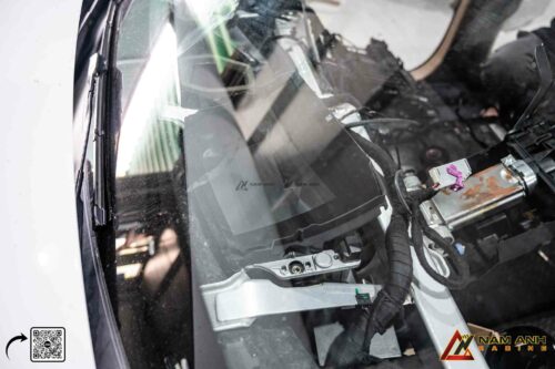 HUD nâng cấp đồng bộ với bảng đồng hồ, không ảnh hưởng hệ thống điện nguyên bản