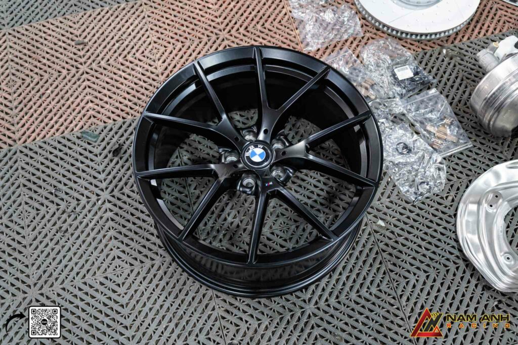 898M lên xe – hiệu ứng thị giác thay đổi rõ rệt ngay từ ánh nhìn đầu tiên. 