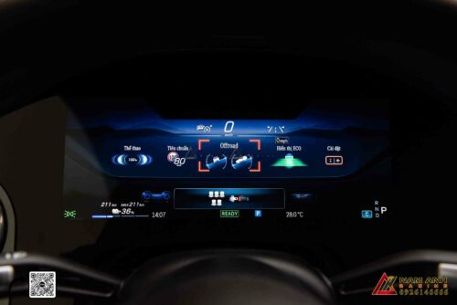Giao diện Head-Up Display tùy chỉnh theo người dùng EQS