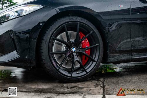 Nâng cấp phanh đúng chuẩn giúp G20 LCI trở nên hoàn thiện cả về trải nghiệm lái lẫn giá trị xe.