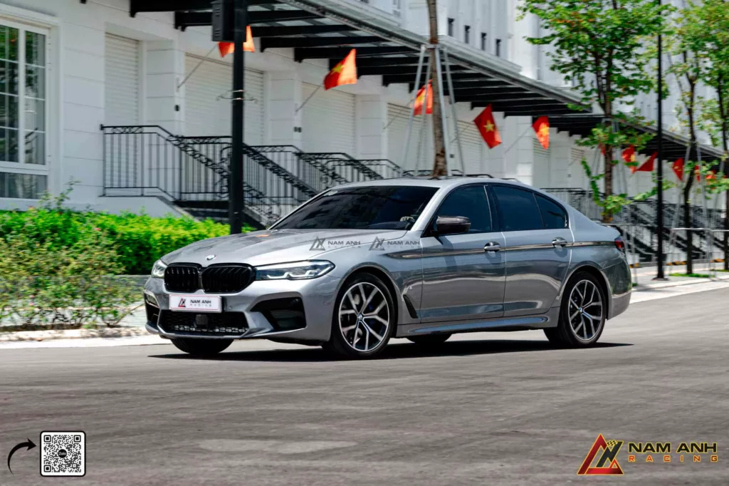 BMW 5-Series G30 nâng cấp bodykit M5