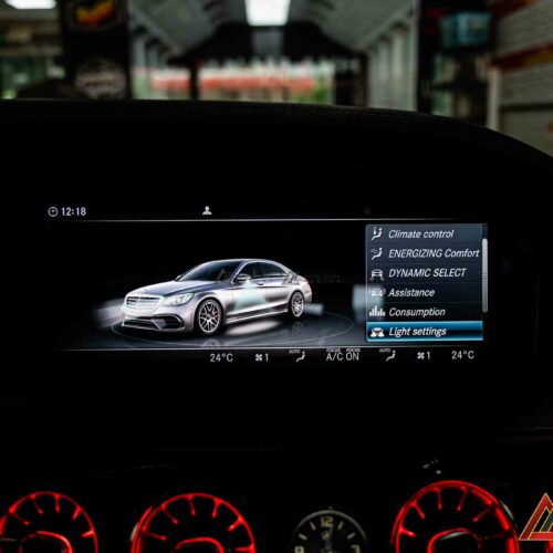 Màn hình giải trí S450 facelift – chuẩn sang trọng cho khoang lái S400.