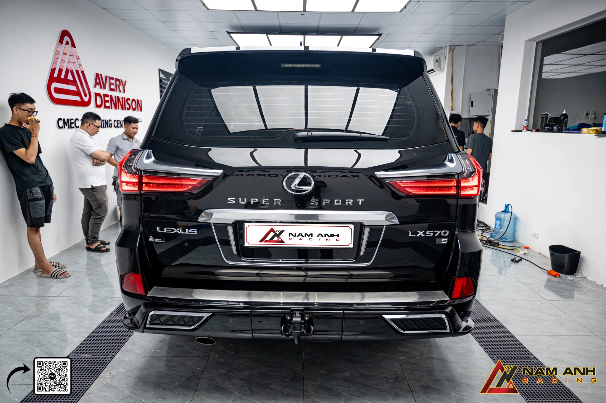 Có nên dán PPF cho xe ô tô mới không? Avery Dennison là lựa chọn lý tưởng cho xe cao cấp