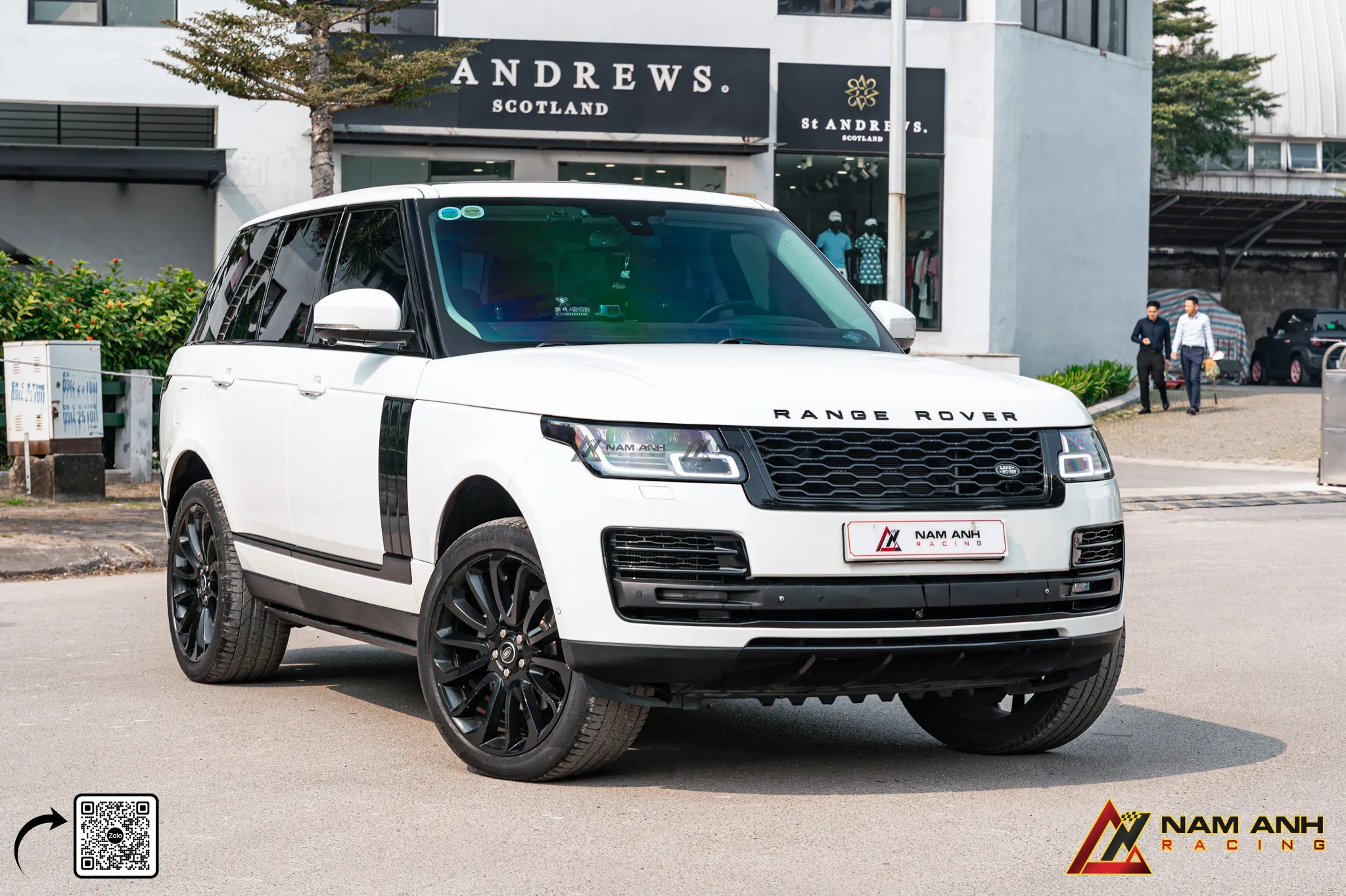 Range Rover lắp màn hình giải trí Android kết hợp camera 360
