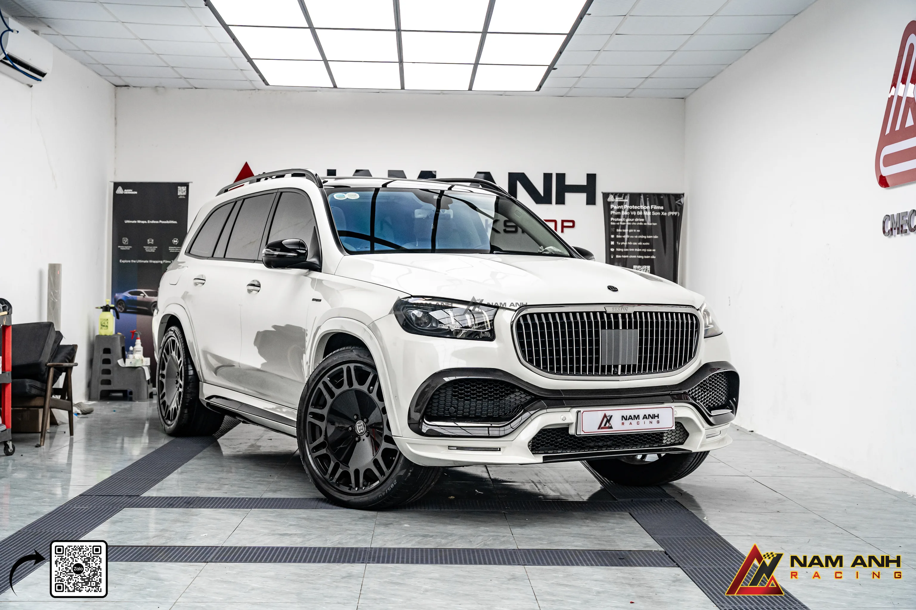 Mercedes GLS450 thay đèn hậu facelift 2025